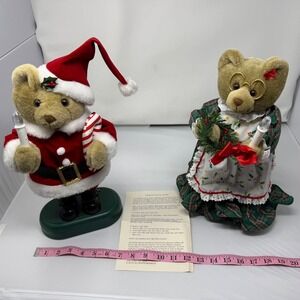 AVON Twinkling Musical Teddies Mrs Claus & Santa Animated Christmas Decor- Retro